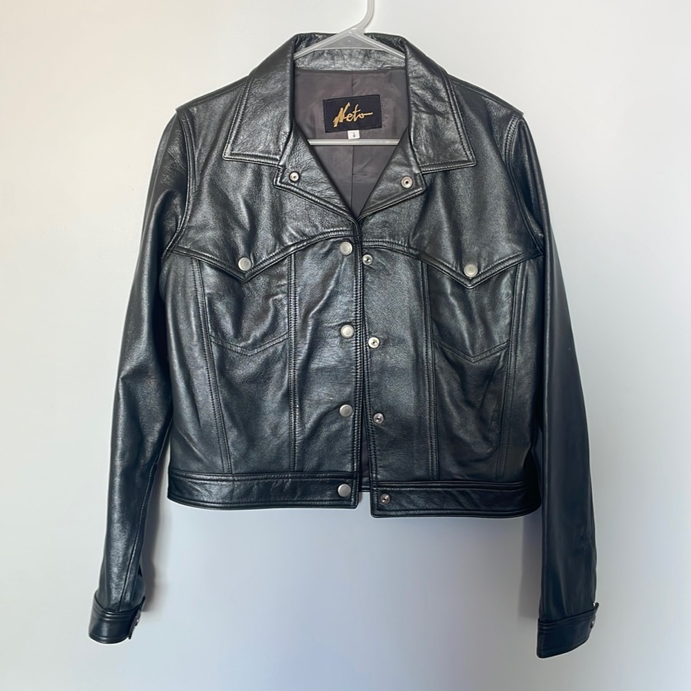 Lightweight leather jacket size 8 W